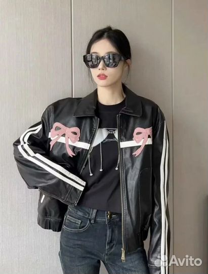 Женска кожаная куртка y2k
