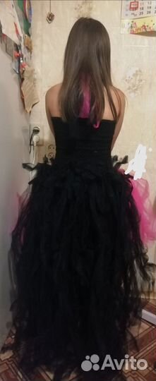 Платье на девочку 146