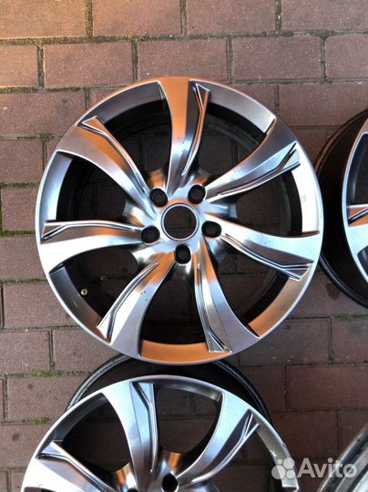 Диски R17 5x114.3