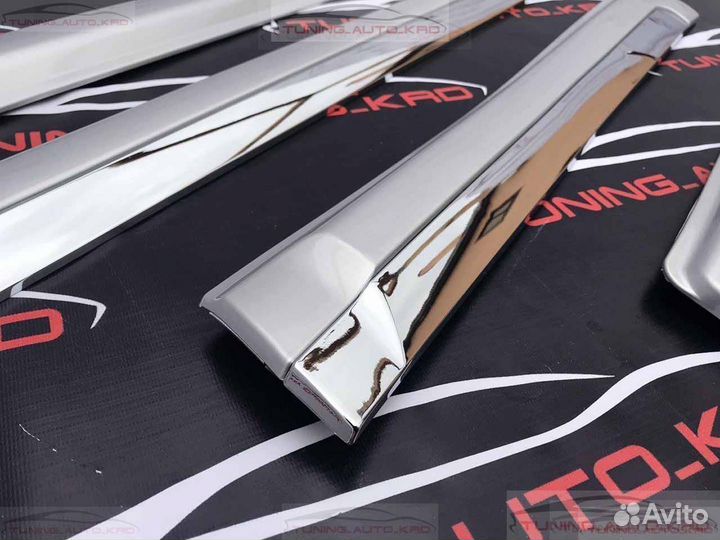 Молдинги дверей Toyota Land Cruiser Prado 150 B448