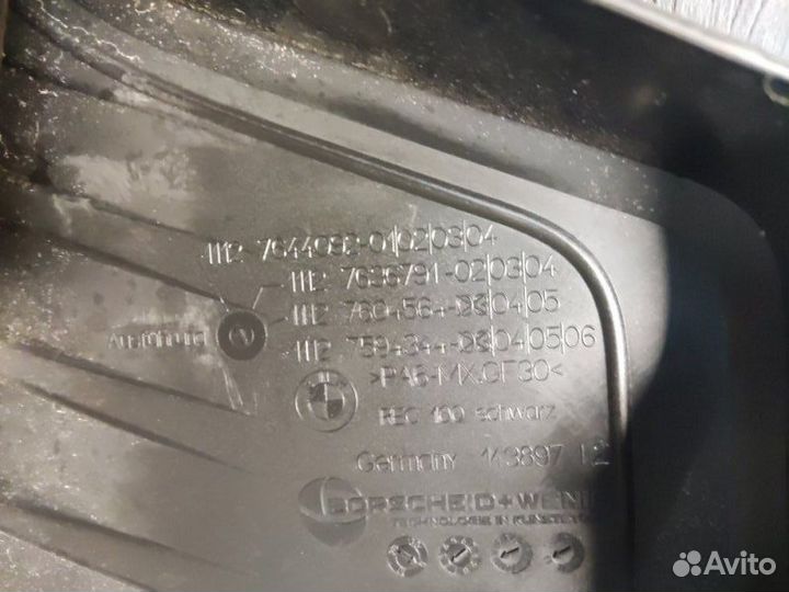 Крышка двигателя Bmw 520I F10 N20 2015