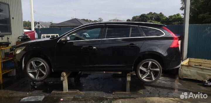 Ступица Volvo V60 FW (Переднее Правое)