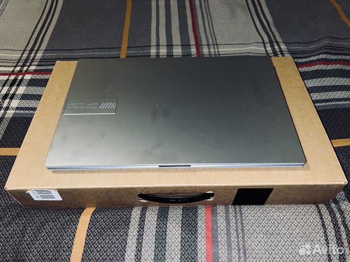 Asus vivibook 15 GO E1504FA