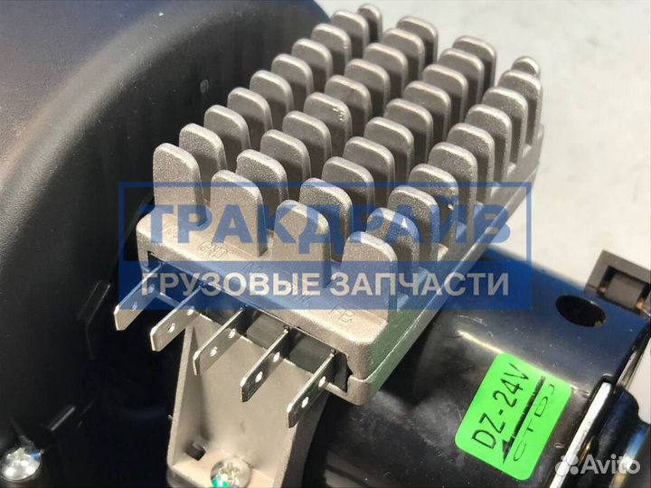 Мотор отопителя Ситрак C7H Хово T5G в сборе