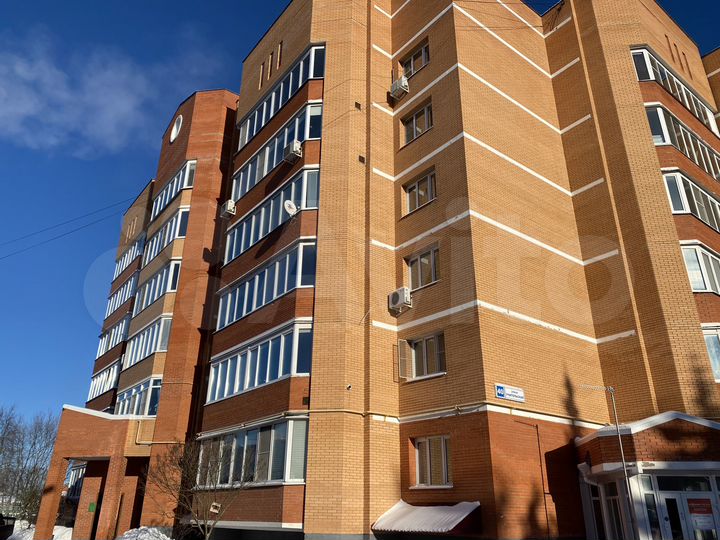 3-к. квартира, 103,6 м², 1/6 эт.