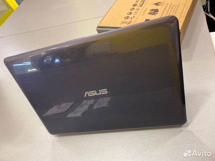 Ноутбук asus E203M/ Pentium Silver N5000