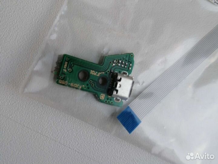 Контроллер заряда и шлейф для dualshock4