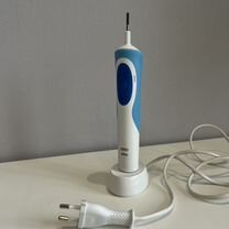 Электрическая зубная щетка oral - b braun