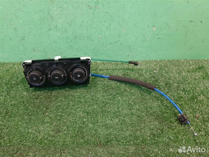 Панель управления отопителя Citroen C3 Picasso 20