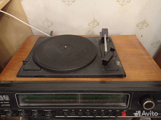 Проигрыватель пластинок СССР