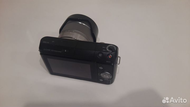 Sony NEX-F3