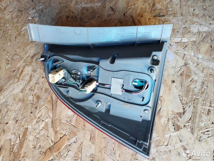 Фонарь задний Toyota Corolla