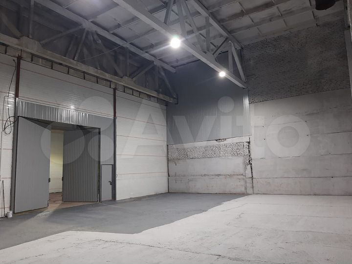 Склад, 220 м²