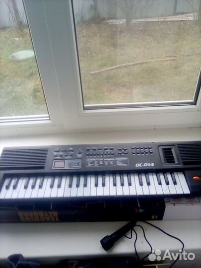 Синтезатор новый 1000