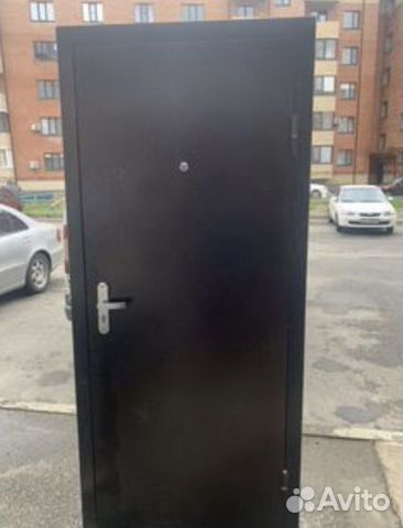 Входная дверь