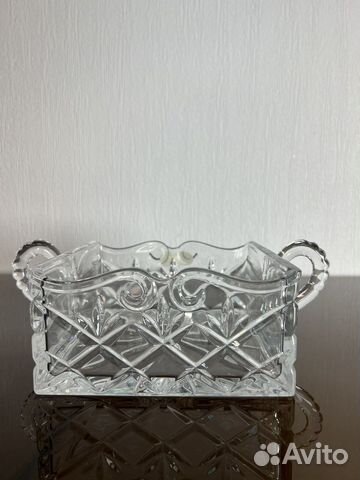 Хрустальная салфетница, новая. Bohemia