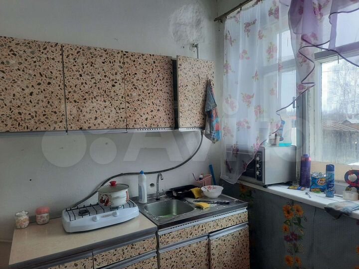 3-к. квартира, 54 м², 1/2 эт.