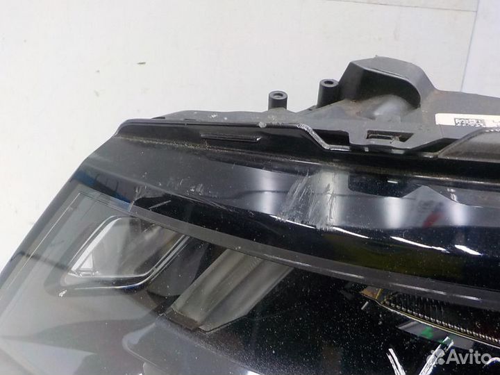 Фара левая Land Rover Discovery V