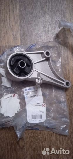 Опора двигателя Опель Мокко