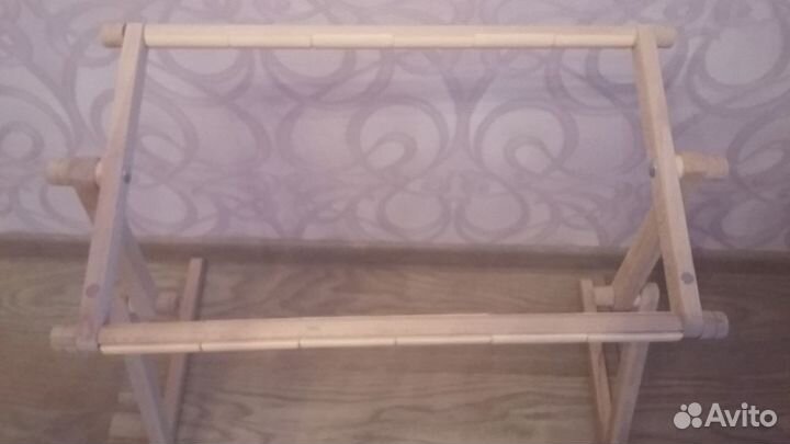 Станок для вышивания с пяльцами на клипсах