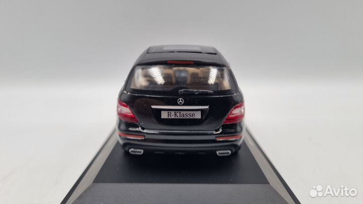 Mercedes-Benz R-Class W251 Black