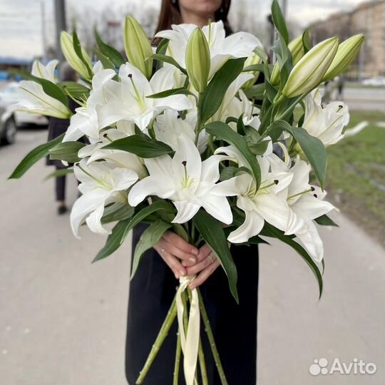 Лилии. Букеты. Цветы с Доставкой