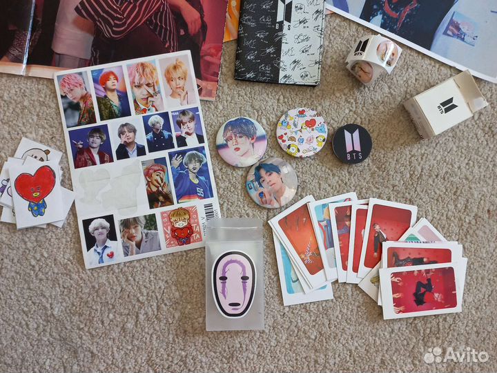 BTS плакаты, значки, книги, наклейки