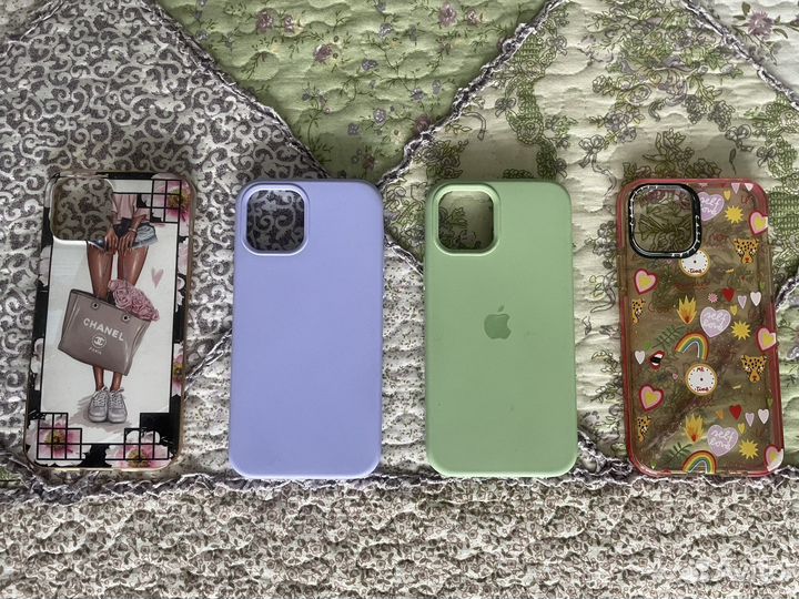 Чехлы для iPhone 12