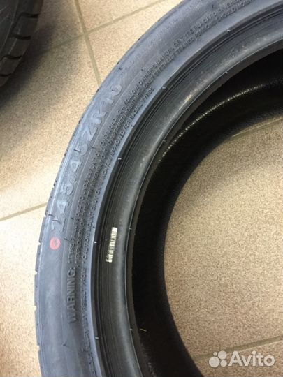 Altenzo Sport Comforter 245/45 R18 100Y