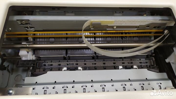 Emprint SpotDot принтер Брайля