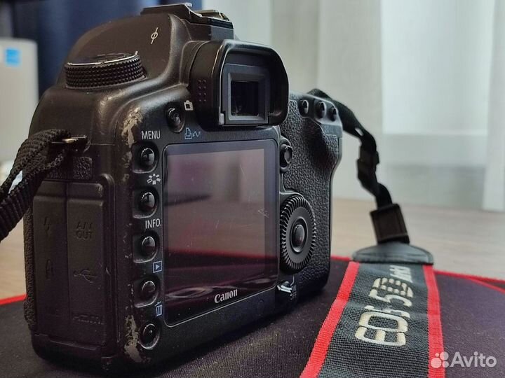 Canon 5D Mark II body