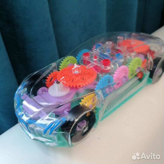 Машинка интерактивная. Свет. Звук