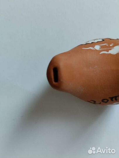 Глиняная свистулька птички из крепости в Копорье