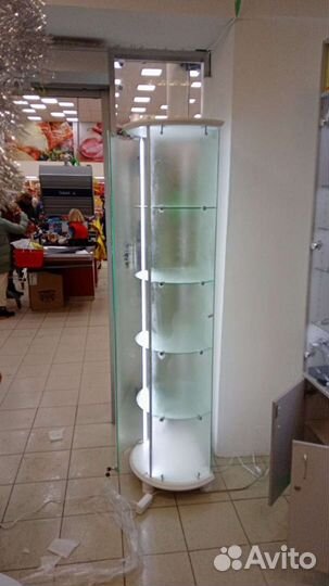 Витрина стеклянная