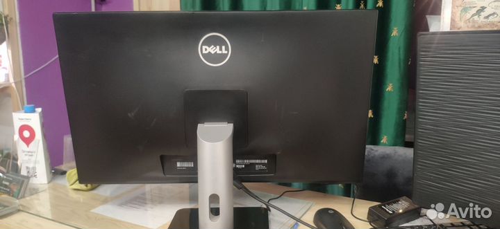 Монитор Dell 27