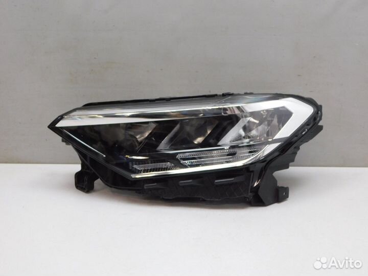 Фара левая Volkswagen Polo