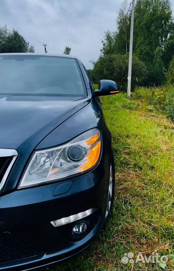 Динамические поворотники Skoda Octavia A5 Superb