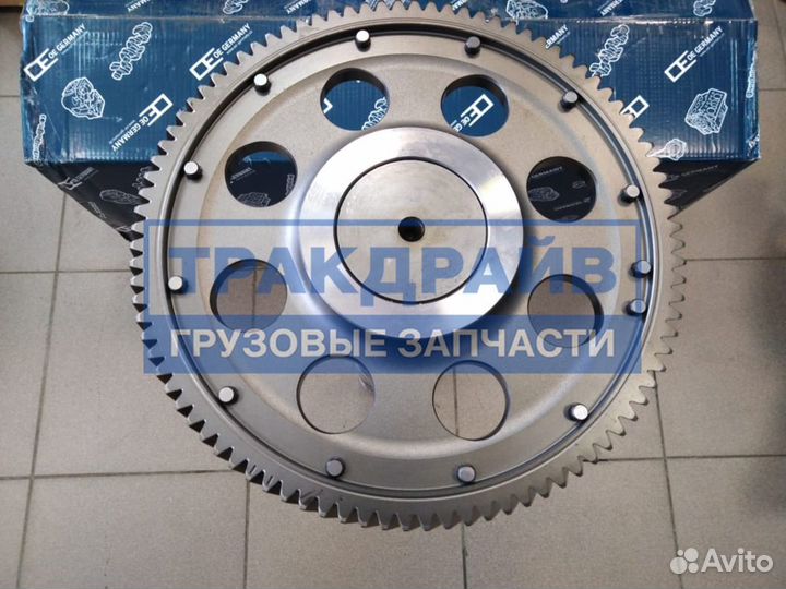 Распредвал Мерседес Актрос двигатель 501