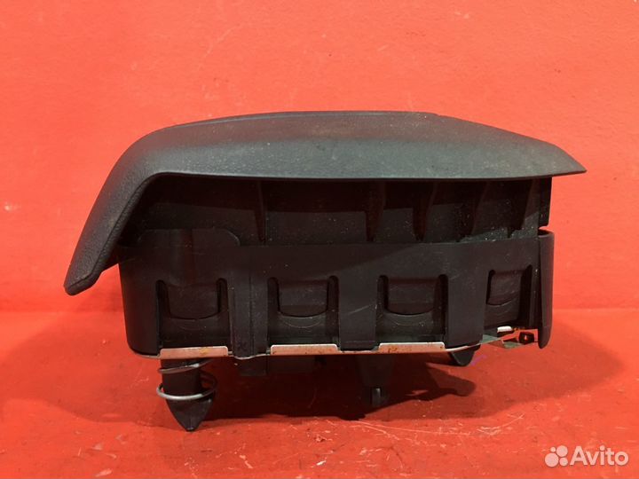 Подушка безопасности в руль Land Rover Range Rover