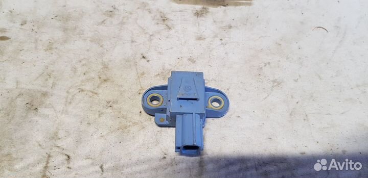 Volkswagen Golf 5 Plus Датчик удара (Airbag)