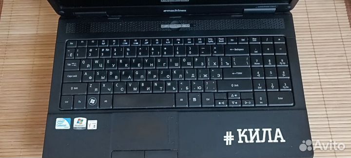 Ноутбук eMachines E527