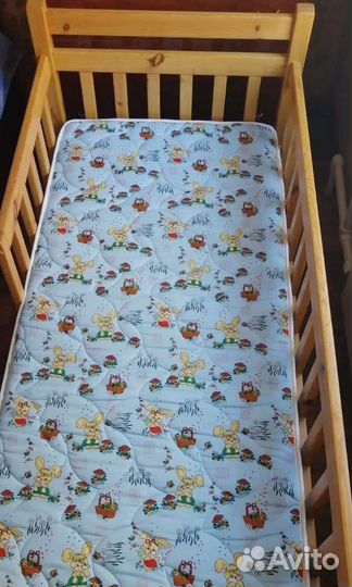 Кроватка детская