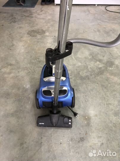 Пылесос Vitek