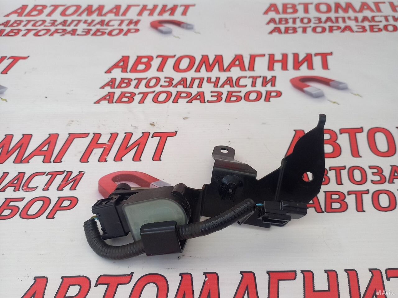 Датчик положения кузова Инфинити QX80 z62