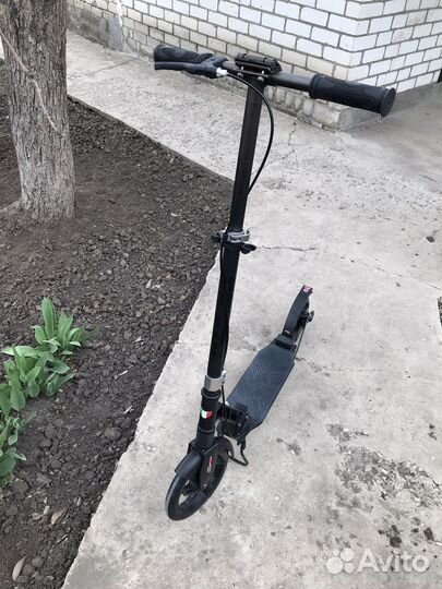 Самокат городской Roces