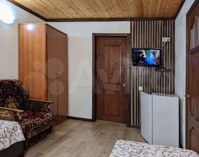 Комната 18 м² в 1-к., 2/2 эт.