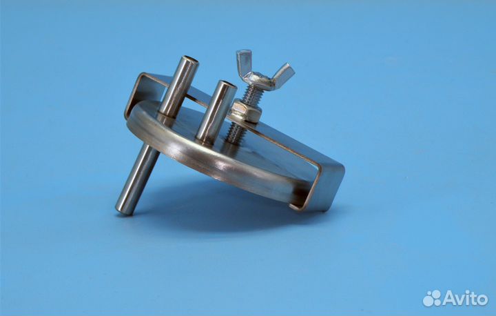 Крышка на сухопарник с креплением