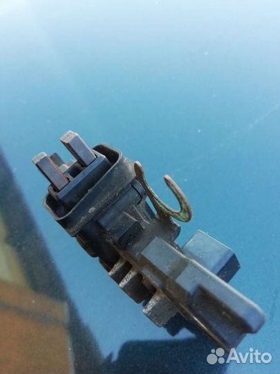 Регулятор генератора bosch BR14-M1 F 00M 145 230