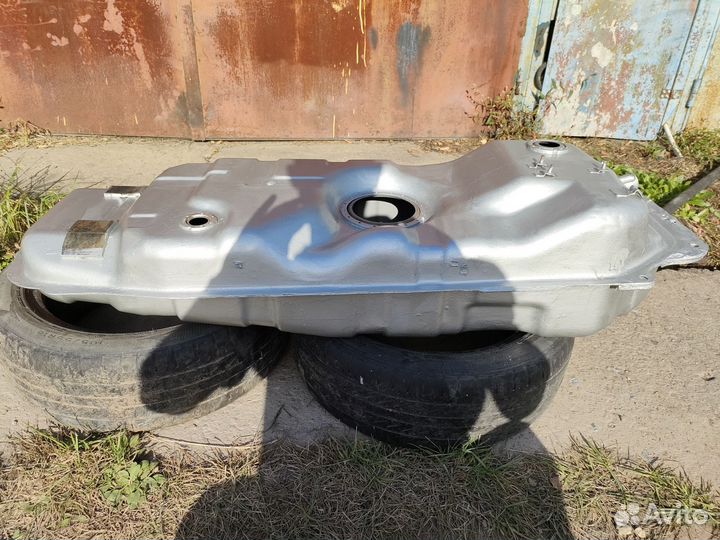 Бензобак