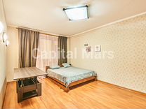 2-к. квартира, 50 м², 1/17 эт.